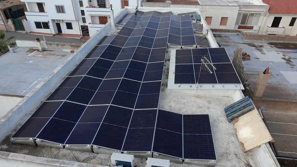 Impianto fotovoltaico a Calasetta